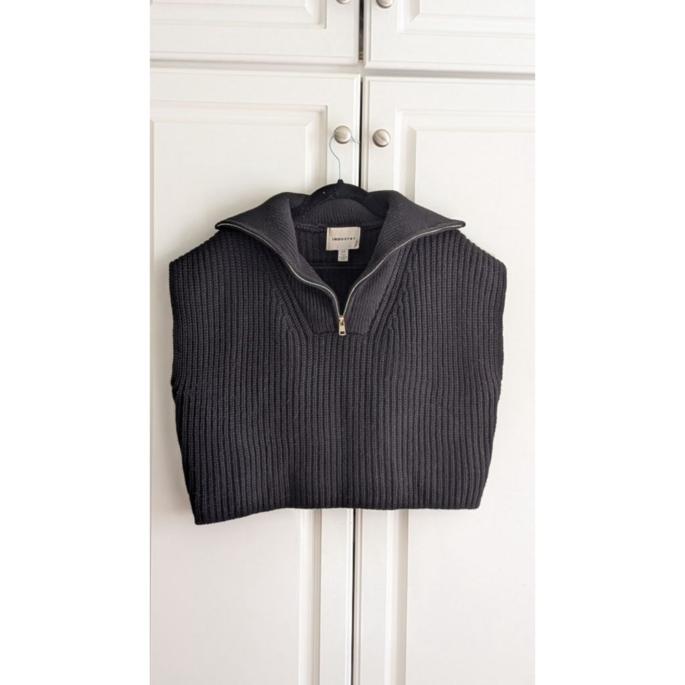Women's Industry Black Ribbed Quarter-Zip Sweater Vest S